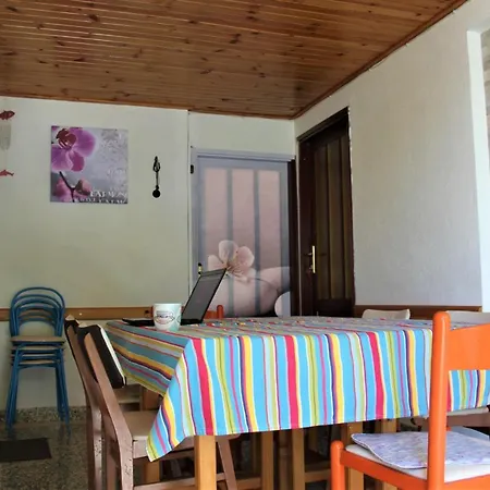 & Danica Apartment Starigrad Paklenica