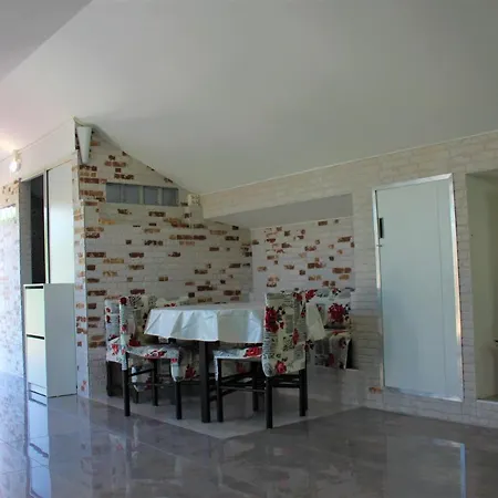 & Danica Apartment Starigrad Paklenica