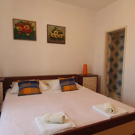 & Danica Apartment Starigrad Paklenica