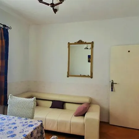 & Danica Apartment *